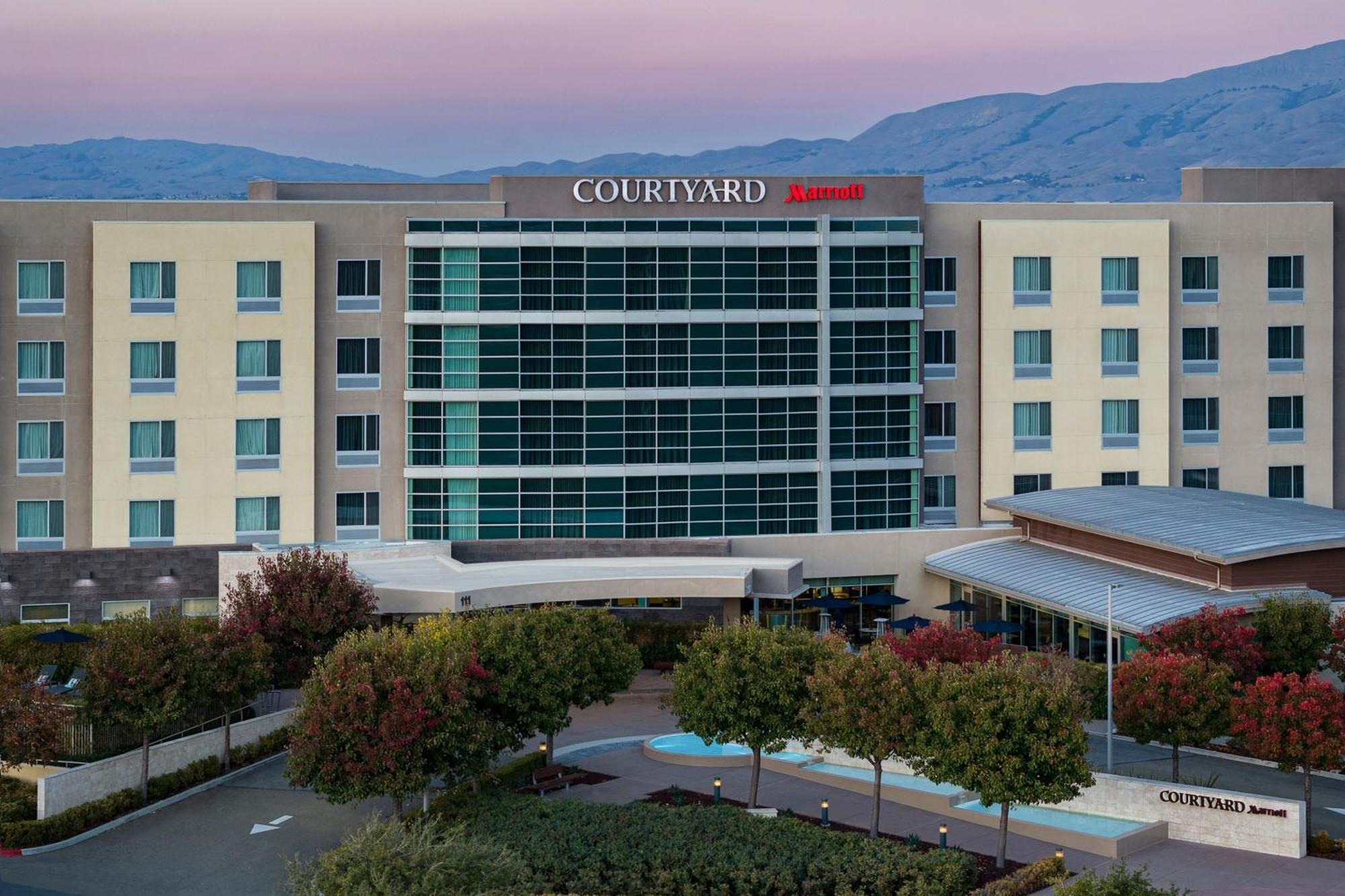 Courtyard By Marriott San Jose North/ Silicon Valley Екстериор снимка