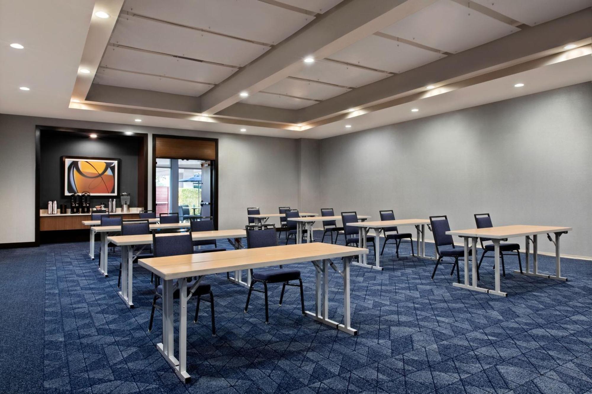 Courtyard By Marriott San Jose North/ Silicon Valley Екстериор снимка